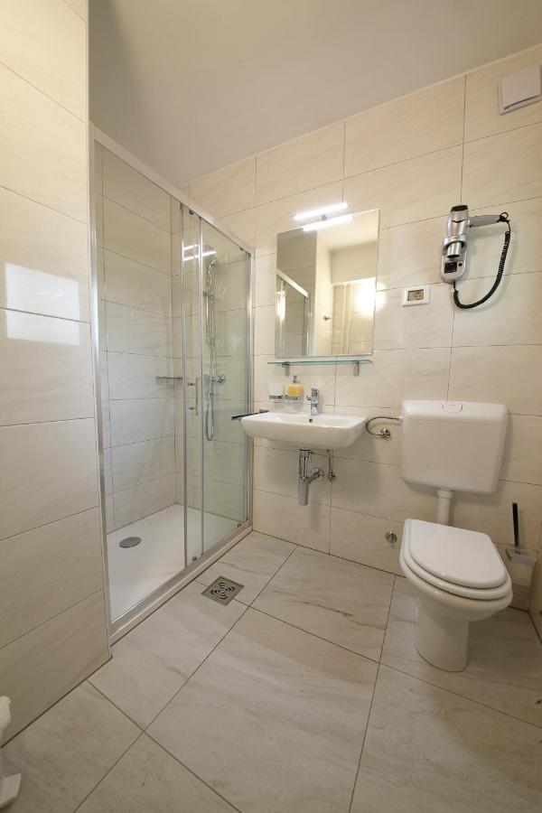 Villa Bor - Hotel&Resort Adria Ankaran Exteriör bild